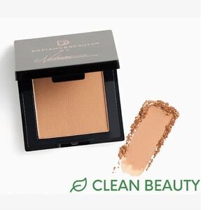 DEFIANCE BEAUTY - Satin Sovereign Bronzer - Goddess Glow- true terracotta